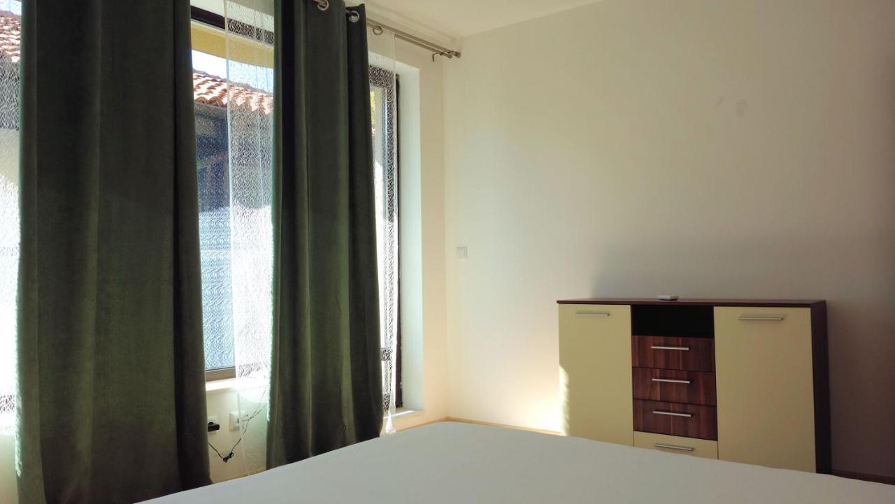 Sea Garden Marina 3 Apartment Varna Exterior photo